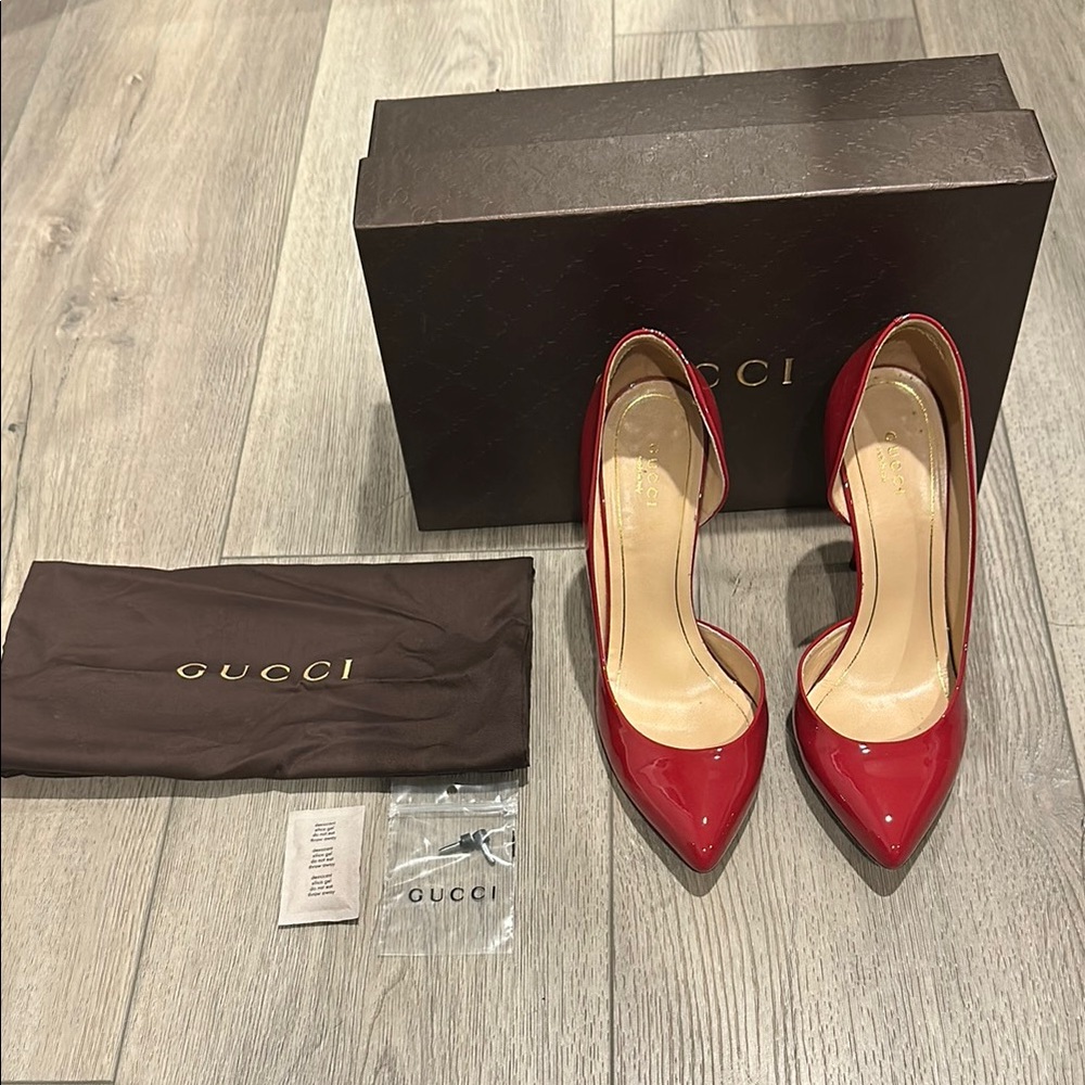 Gucci Red Patent Leather Pointed Toe D'orsay Pumps